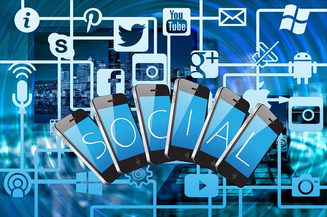 **Networking z planem: Jak przygotować się do spotkania branżowego, aby uniknąć przeciążenia sensorycznego i energetycznego?** - 5 2025
